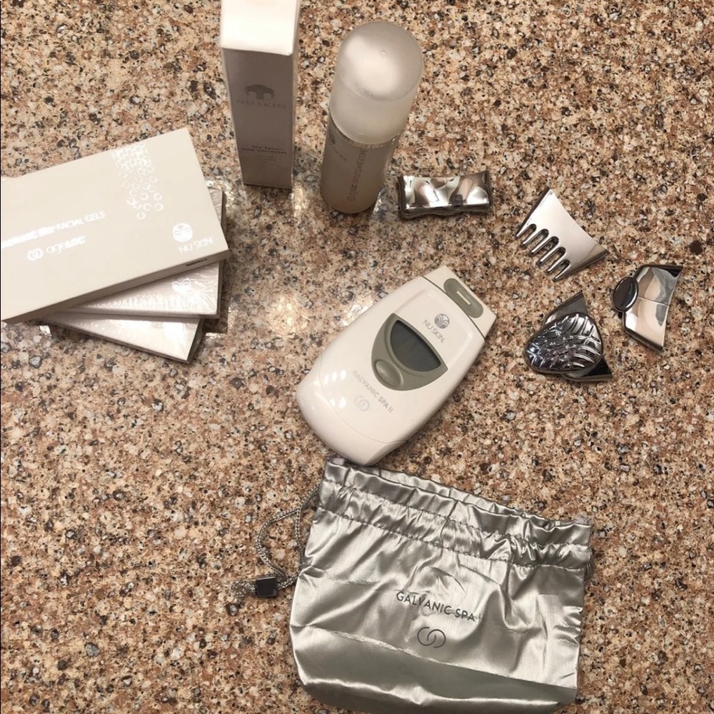 Nuskin galvanic spa II.